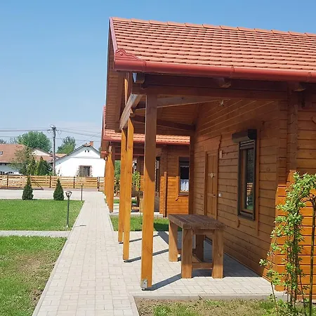 Ludas Vendeghazak Apartment Tiszafured