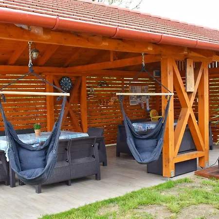 Apartment Ludas Vendeghazak